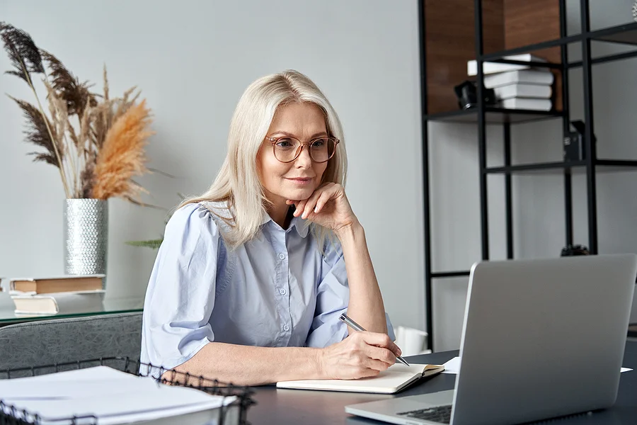 Virtual Emotions Management